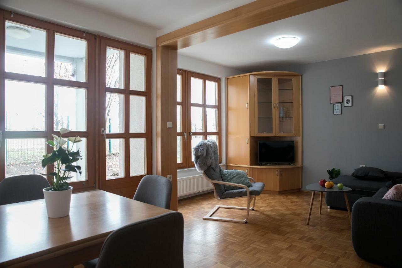 Apartma Spelca Banovci Extérieur photo